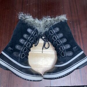 Sorel Womens Size 9 Waterproof Winter Snow Boots Joan of Arctic Black Quarry Fur